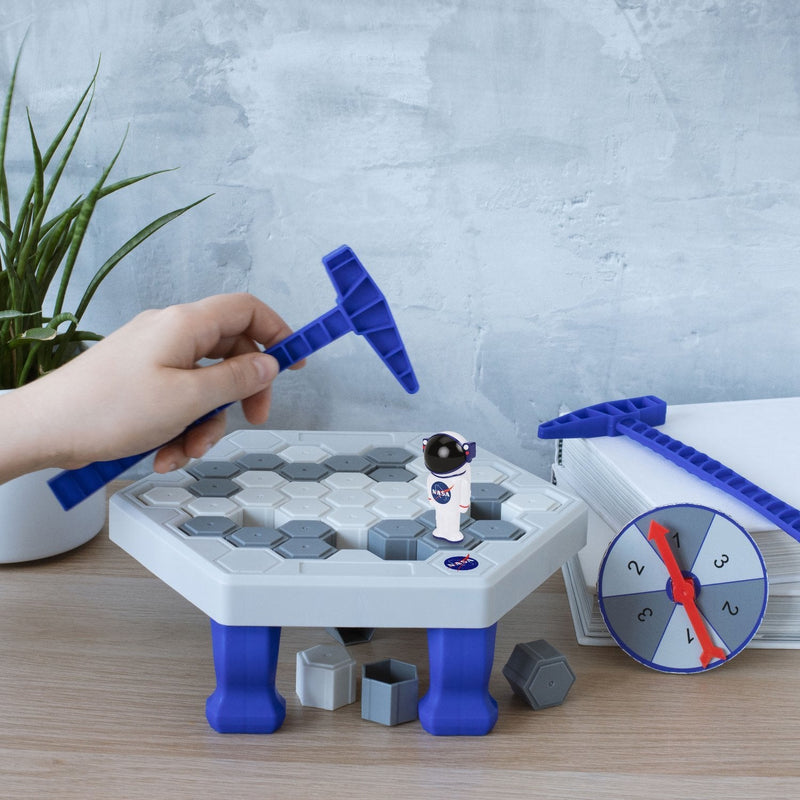 Thumbsup! Set Of Estrategia Nasa Set Moon Miner