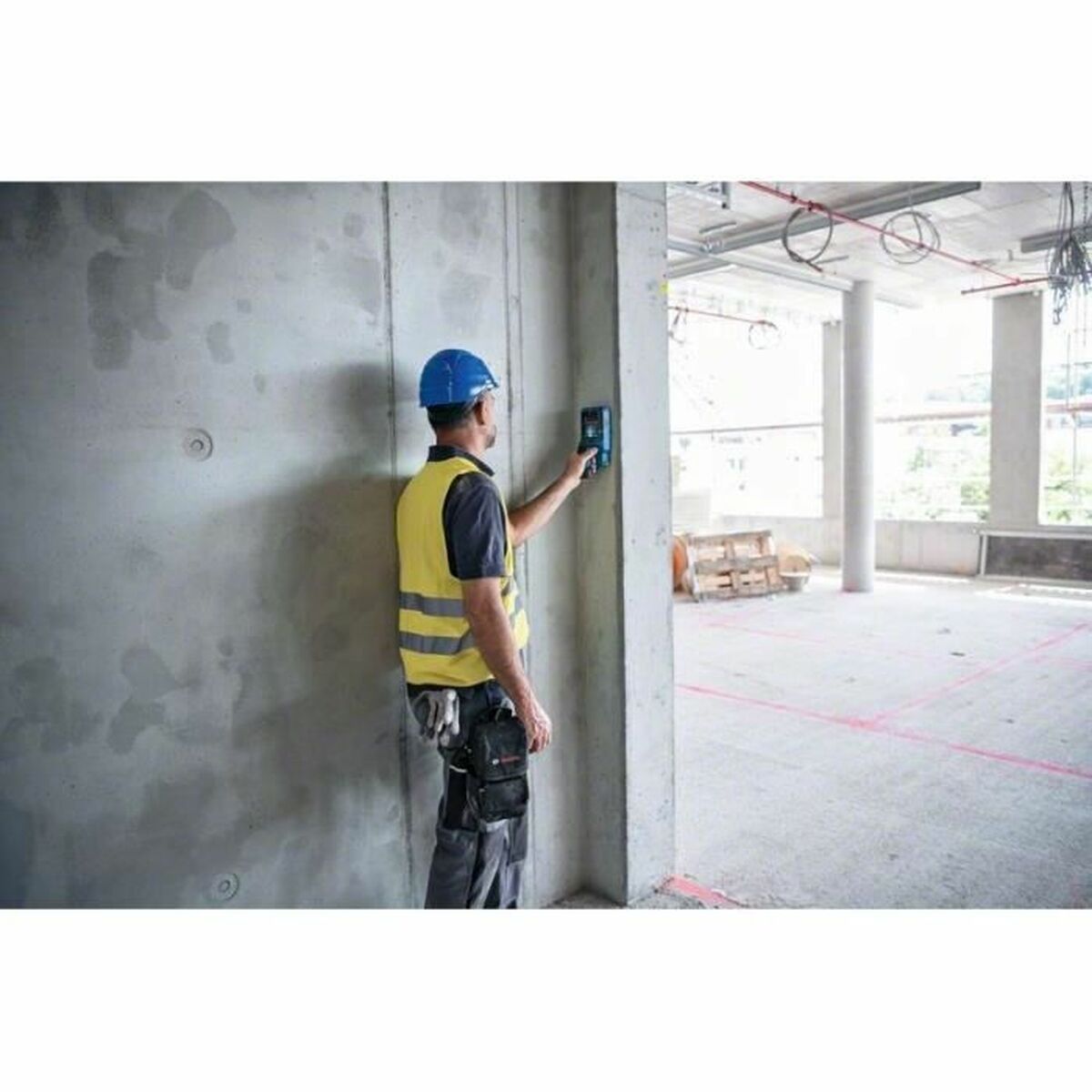 V6H130D40C71A429F77B54836E025EBC17BR7085845P6