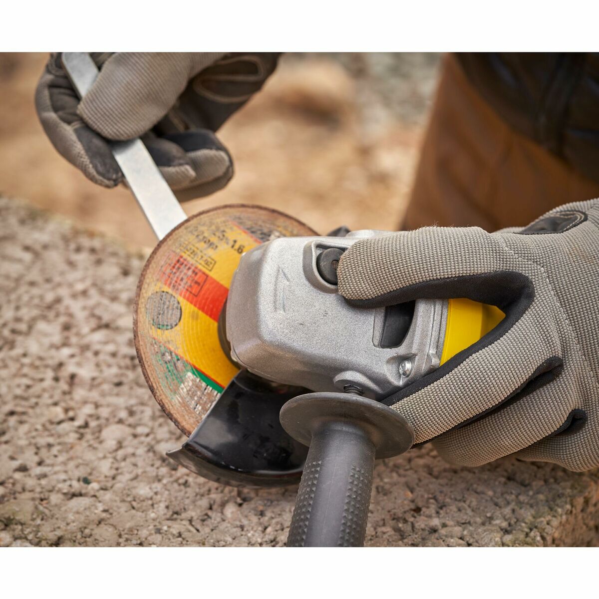 V5H851C5E2DF4AD1B70DBD39BD6C45D3AE0R5770981P8