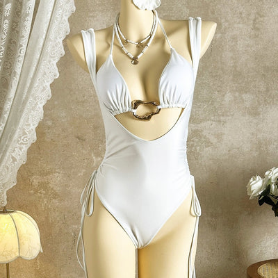 Fashionable And Sexy Two-piece Solid-color Swimsuit With Metal Buckles