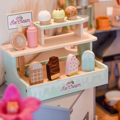 Wooden Ice Cream Shop Set with Ice Cream Stand